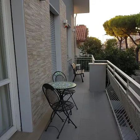 Miramare Apartament *